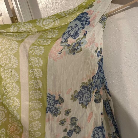 J. Jill 100% Cotton Made in India Yellow & Blue Floral Frayed Edge Scarf - Picture 5 of 6